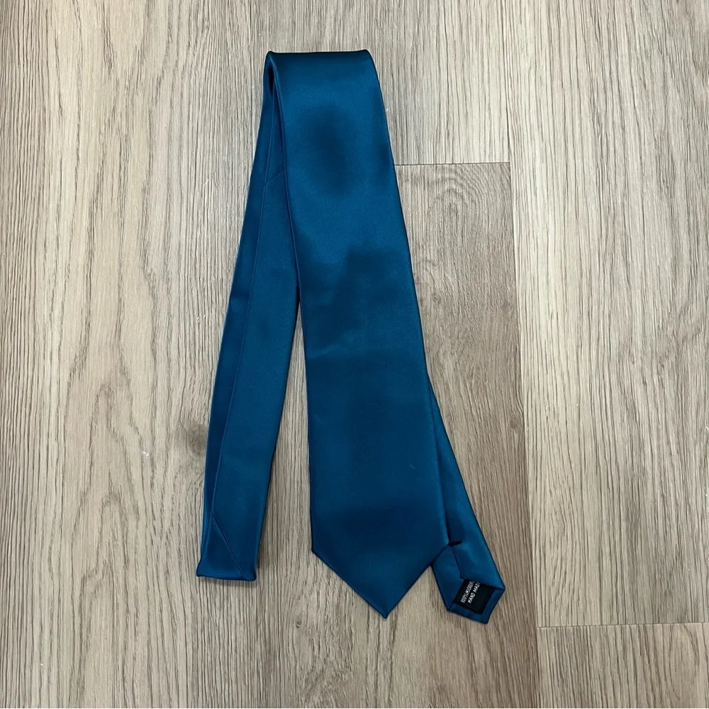 Puccini Men’s Teal and Pale Green Tie Bundle